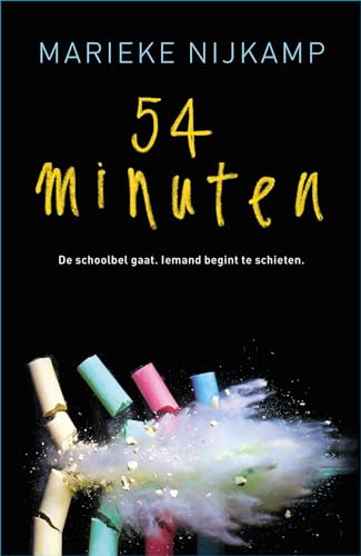 54 minuten: De schoolbel gaat. Iemand begint te schieten.