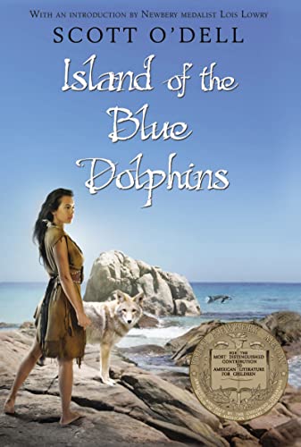 Island of the Blue Dolphins: A Newbery Award Winner von Clarion