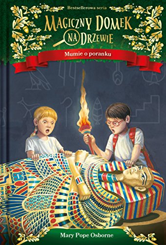 Magiczny domek na drzewie Mumie o poranku