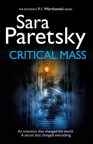 Critical Mass: V.I. Warshawski 16 von Hodder Paperbacks