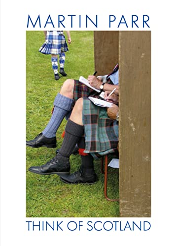 Martin Parr: Think of Scotland von Damiani Editore