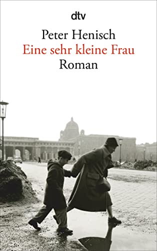 Eine sehr kleine Frau: Roman von dtv Verlagsgesellschaft