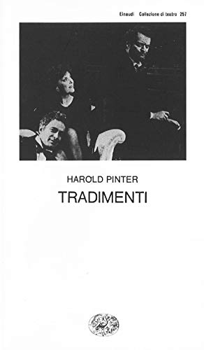 Tradimenti (Collezione di teatro, Band 257)