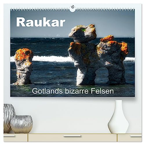 Raukar - Gotlands bizarre Felsen (hochwertiger Premium Wandkalender 2025 DIN A2 quer), Kunstdruck in Hochglanz: Verwitterte Felsen ragen bis zu vierzig Meter aus der Ostsee empor. von Calvendo