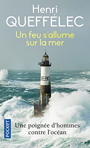 Un feu s'allume sur la mer von POCKET