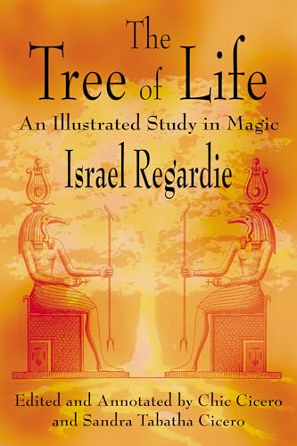 The Tree of Life: An Illustrated Study in Magic von Llewellyn Publications