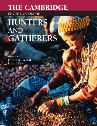 The Cambridge Encyclopedia of Hunters and Gatherers von Cambridge University Press
