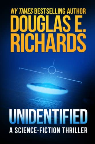 Unidentified: A Science-Fiction Thriller von Independently published