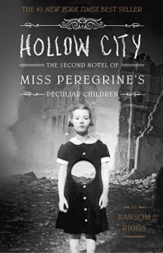 Hollow City: The Second Novel of Miss Peregrine's Children (2015) (Miss Peregrine's Peculiar Children, Band 2) von Quirk Books
