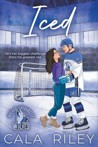 Iced: A Best Friends to Lovers Hockey Romance Novel (Walker University, Band 1) von Love N. Books Press