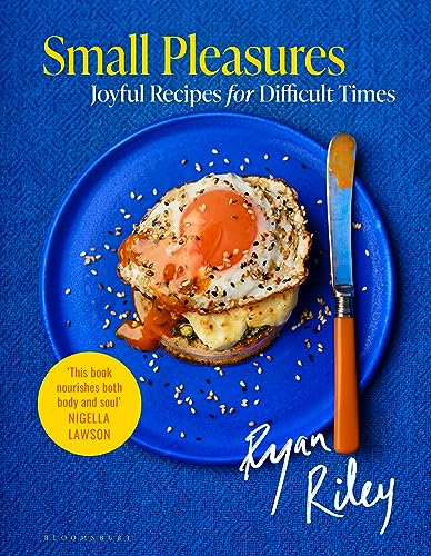 Small Pleasures: Joyful Recipes for Difficult Times von Bloomsbury Publishing