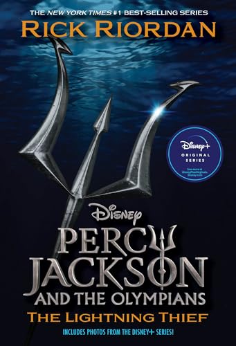 The Lightning Thief: Disney+ Tie in Edition (Percy Jackson and the Olympians, 1) von Disney Hyperion