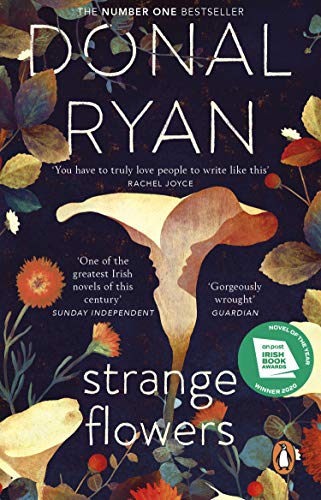 Strange Flowers: The Number One Bestseller von PENGUIN BOOKS LTD