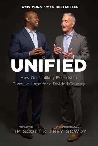 Unified: How Our Unlikely Friendship Gives Us Hope for a Divided Country von Tyndale Momentum