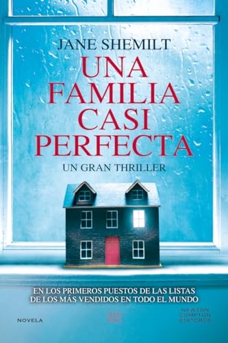 Una familia casi perfecta (KING) von Newton Compton.