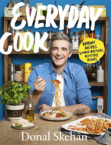 Everyday Cook: Vibrant Recipes, Simple Methods, Delicious Dishes von MOBIUS