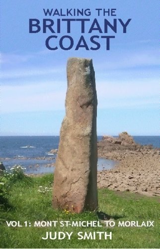 Walking the Brittany Coast (Red Dog Guides)