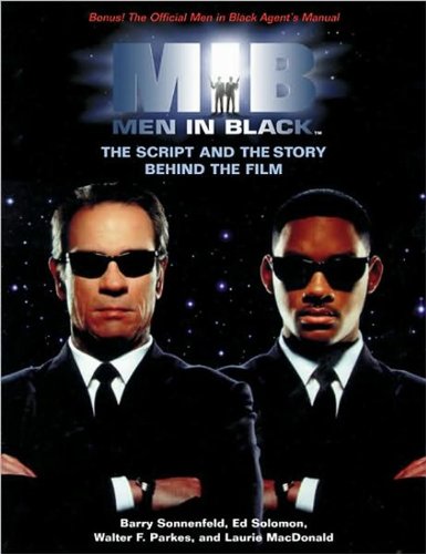 Men in Black: The Script and the Story Behind the Film (Newmarket Pictorial Moviebook) von Newmarket Press