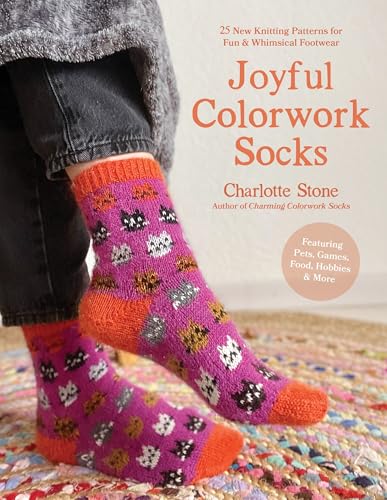 Colorwork Socks Around the House: 25 Cozy, Vibrant Patterns Inspired by Your Favorite Things, from Games to Pets to Food von Page Street Publishing Co.