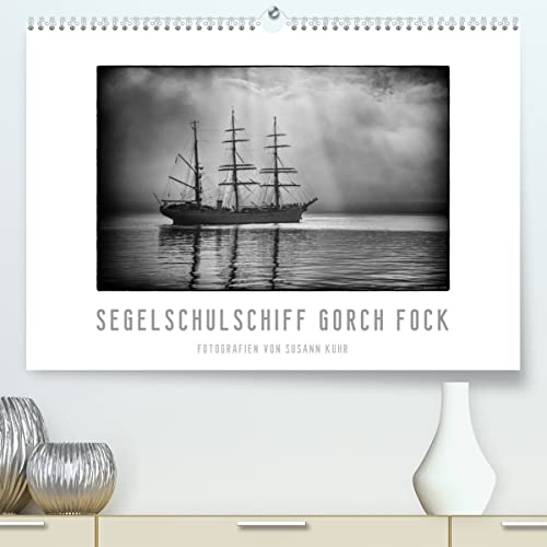 Gorch Fock - zeitlose Eindrücke (hochwertiger Premium Wandkalender 2024 DIN A2 quer), Kunstdruck in Hochglanz