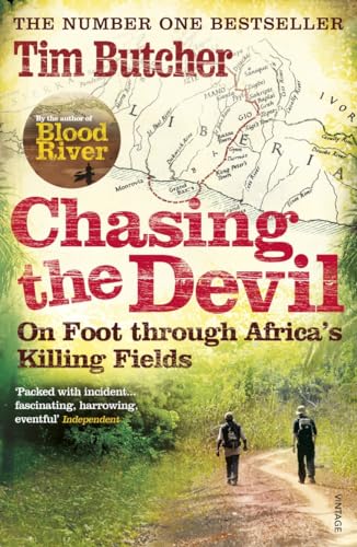 Chasing the Devil: On Foot Through Africa's Killing Fields von Vintage