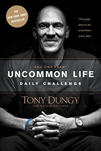 The One Year Uncommon Life Daily Challenge von Tyndale Momentum