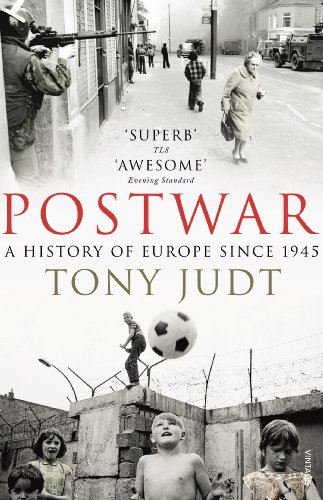 Postwar: A History of Europe Since 1945 von Vintage