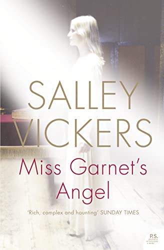 Miss Garnet’s Angel von Harper Perennial