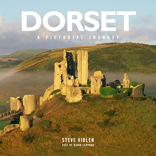 Dorset: A Pictorial Journey: A photographic journey through Dorset von Heartwood Publishing
