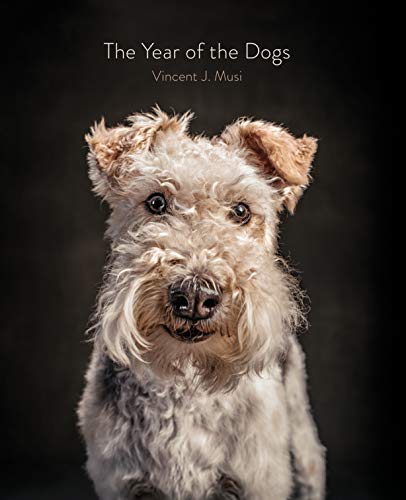 The Year of the Dogs von Chronicle Books