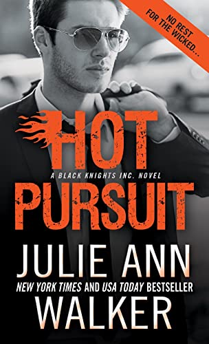 Hot Pursuit (Black Knights Inc., 11) von Sourcebooks Casablanca