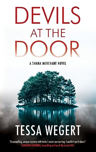 Devils at the Door (A Shana Merchant Novel, 5) von Severn House
