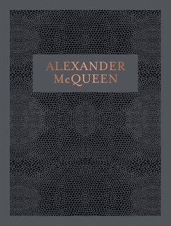 Alexander McQueen von V & A Publications