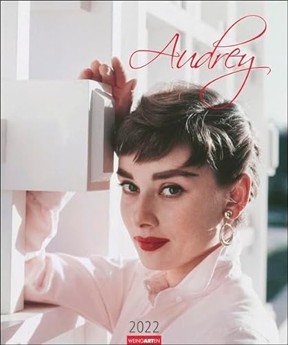 Audrey Kalender 2022 - Lifestyle-Wandkalender mit Schmuck-Monatskalendarium - 12 Fotografien - 46 x 55 cm von Weingarten
