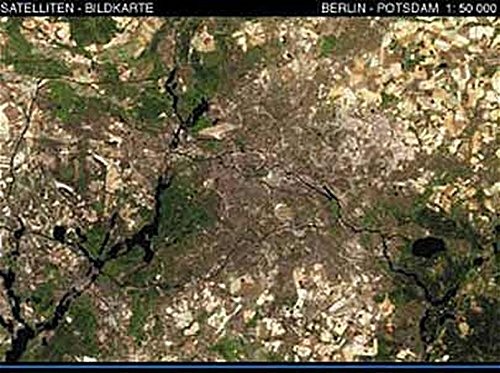 Berlin - Potsdam - Satellitenbildkarte: Maßstab 1:50000 (Landschaften aus dem Weltraum)