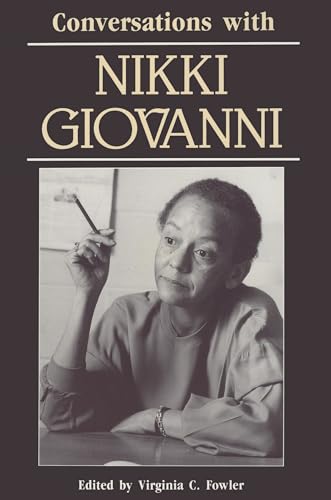 Conversations with Nikki Giovanni (Literary Conversations Series) von University Press of Mississippi