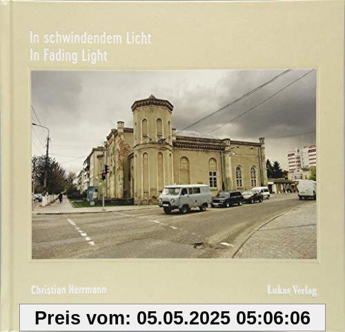 In schwindendem Licht | In Fading Light: Spuren jüdischen Lebens im Osten Europas | Traces of Jewish Life in the East of Europe