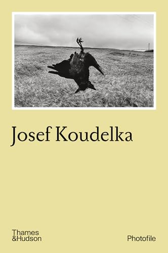 Josef Koudelka: (Photofile)