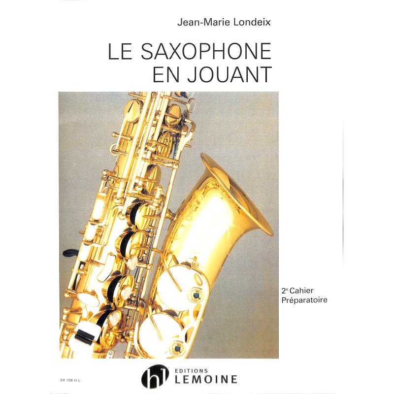 Le saxophone en jouant 2