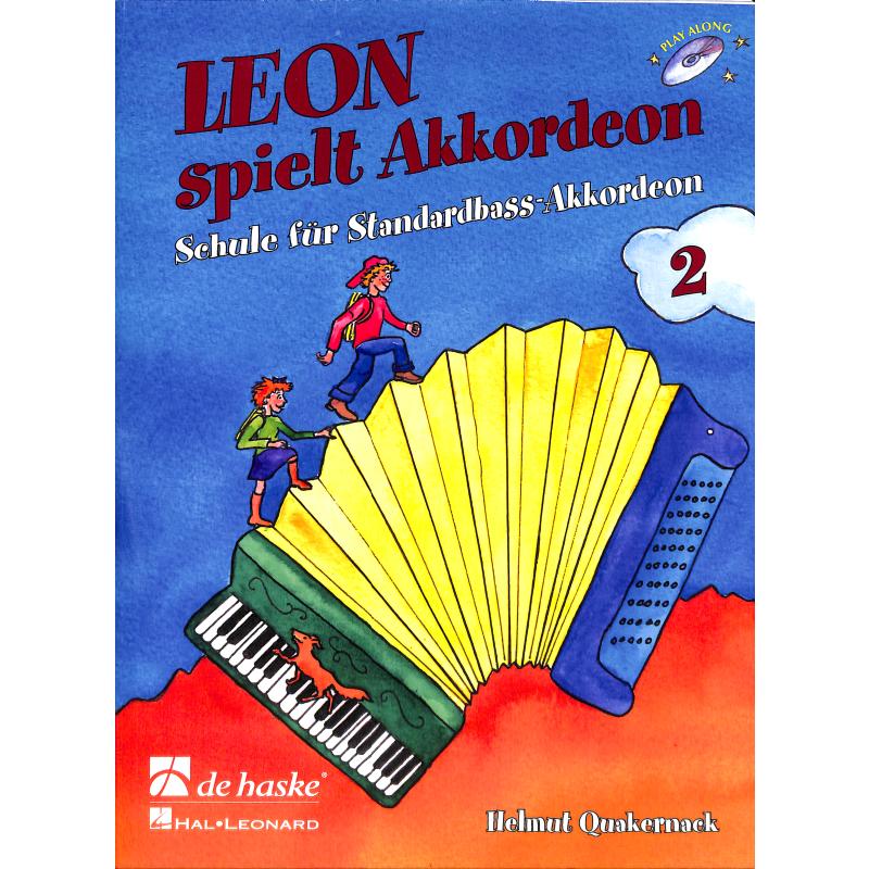 Leon spielt Akkordeon 2