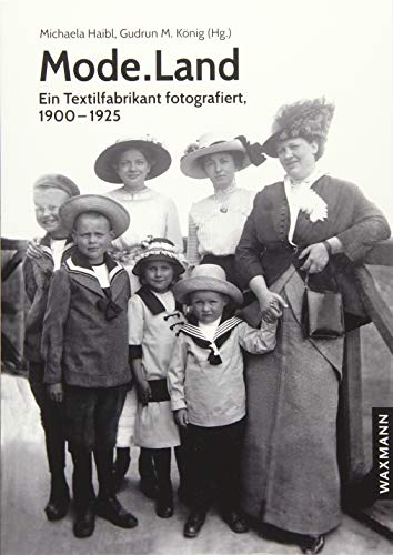 Mode.Land: Ein Textilfabrikant fotografiert, 1900-1925 Mode.Land: Ein Textilfabrikant fotografiert, 1900-1925 von Waxmann