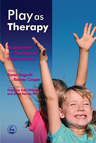 Play as Therapy von Jessica Kingsley Publishers