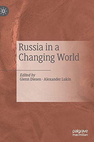 Russia in a Changing World von MACMILLAN