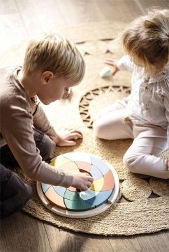 Small foot 12457 - Farbenpuzzle Safari, Holz, Kreativspiel, Lernspielzeug